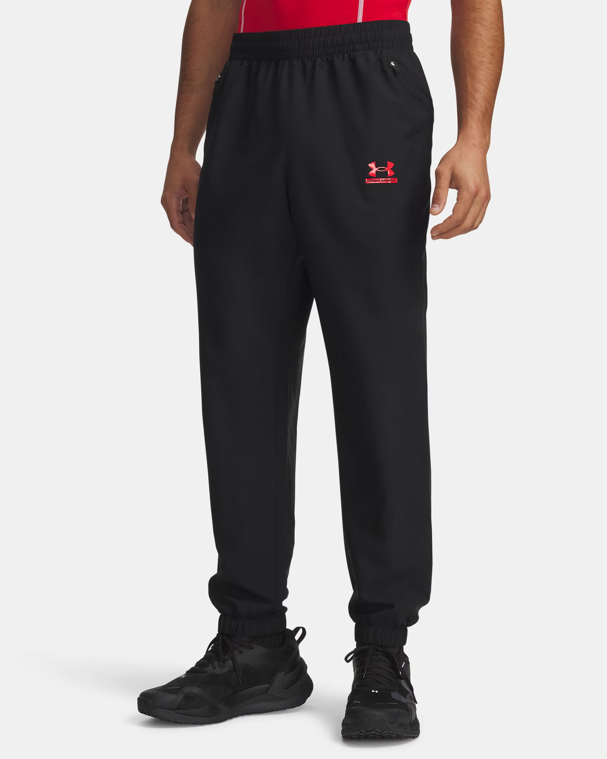Pantalon Under Armour noir et rouge vue avant