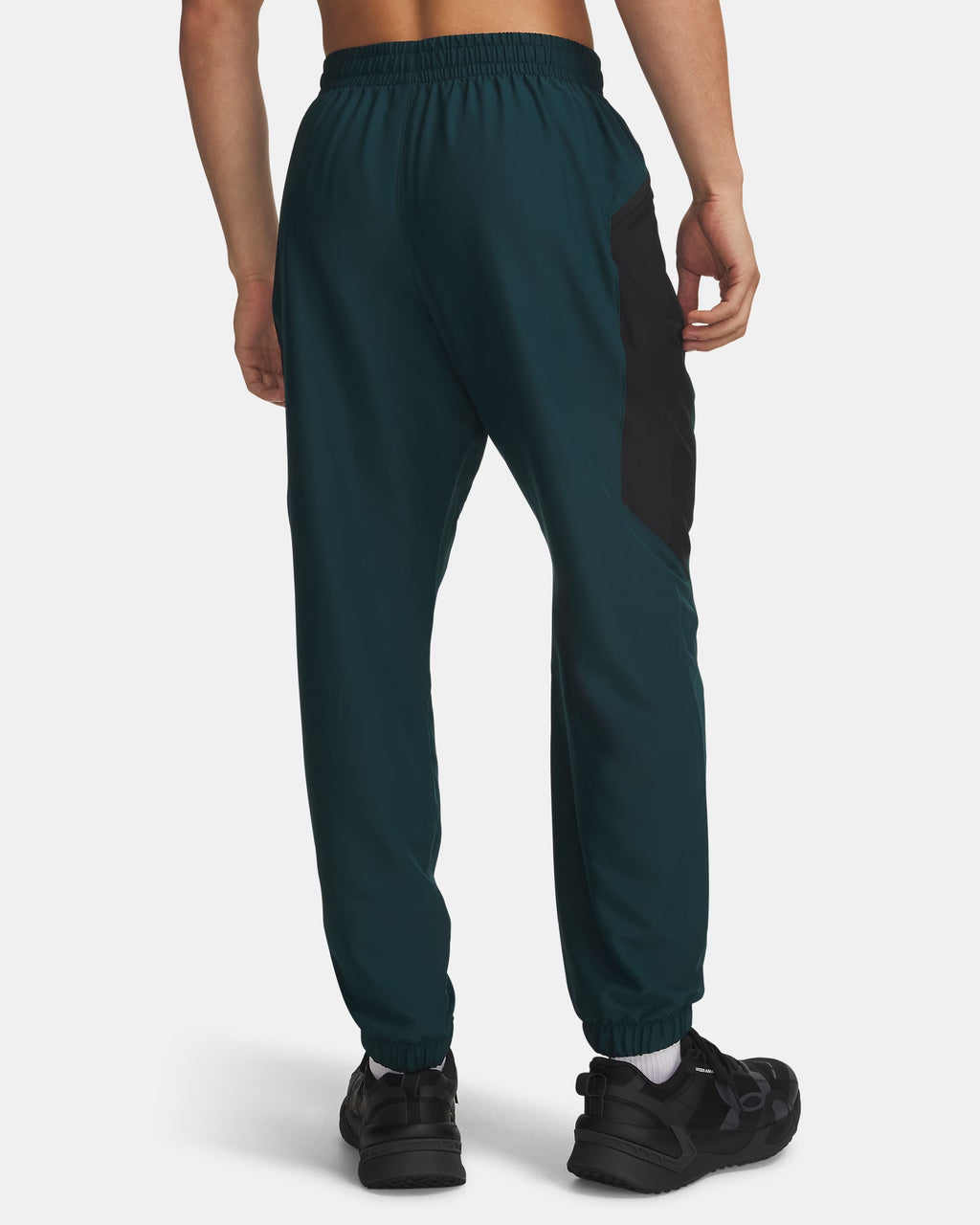 Pantalon Under Armour vert et noir vue arrière