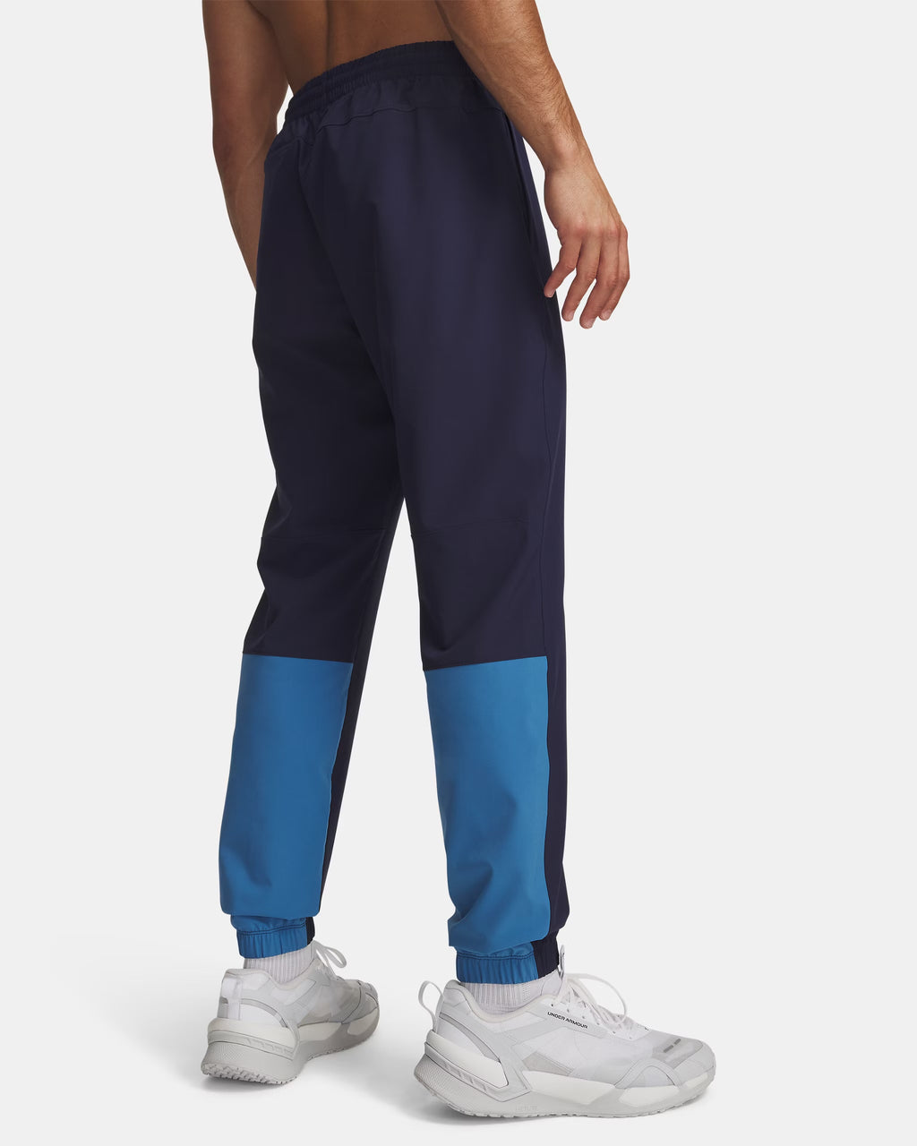 Pantalon Under Armour bleu clair et bleu marine - vue arrière