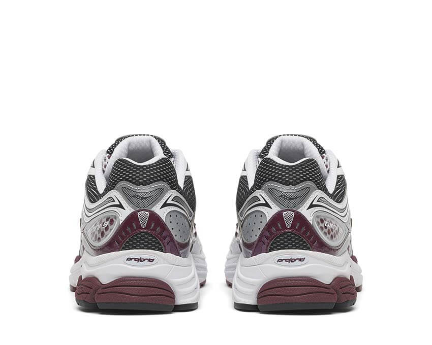 SAUCONY PROGRID OMNI 9 MAROON - vue arrière